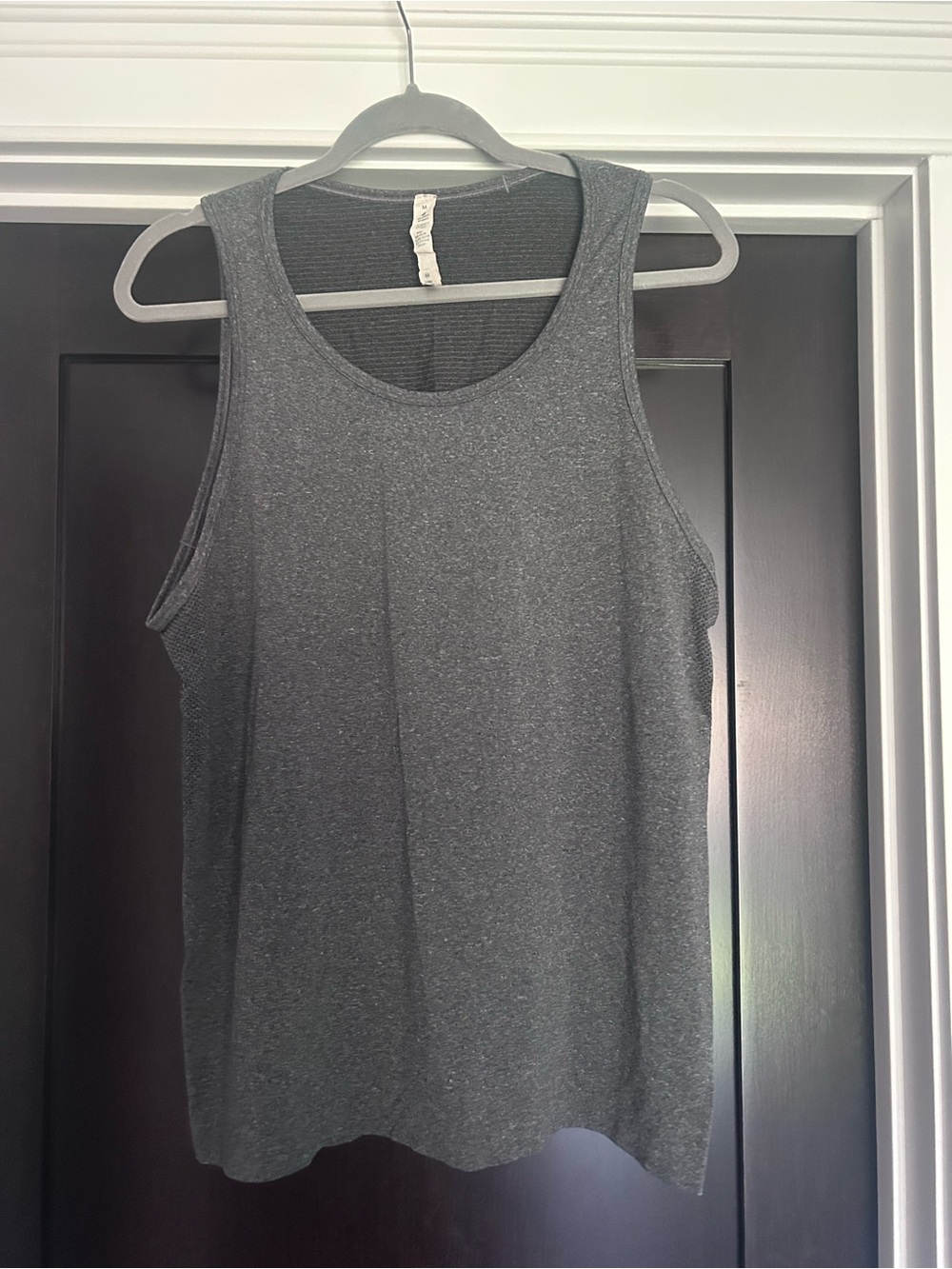 Lululemon Size Medium Men's Metal Vent Tech Tank Top